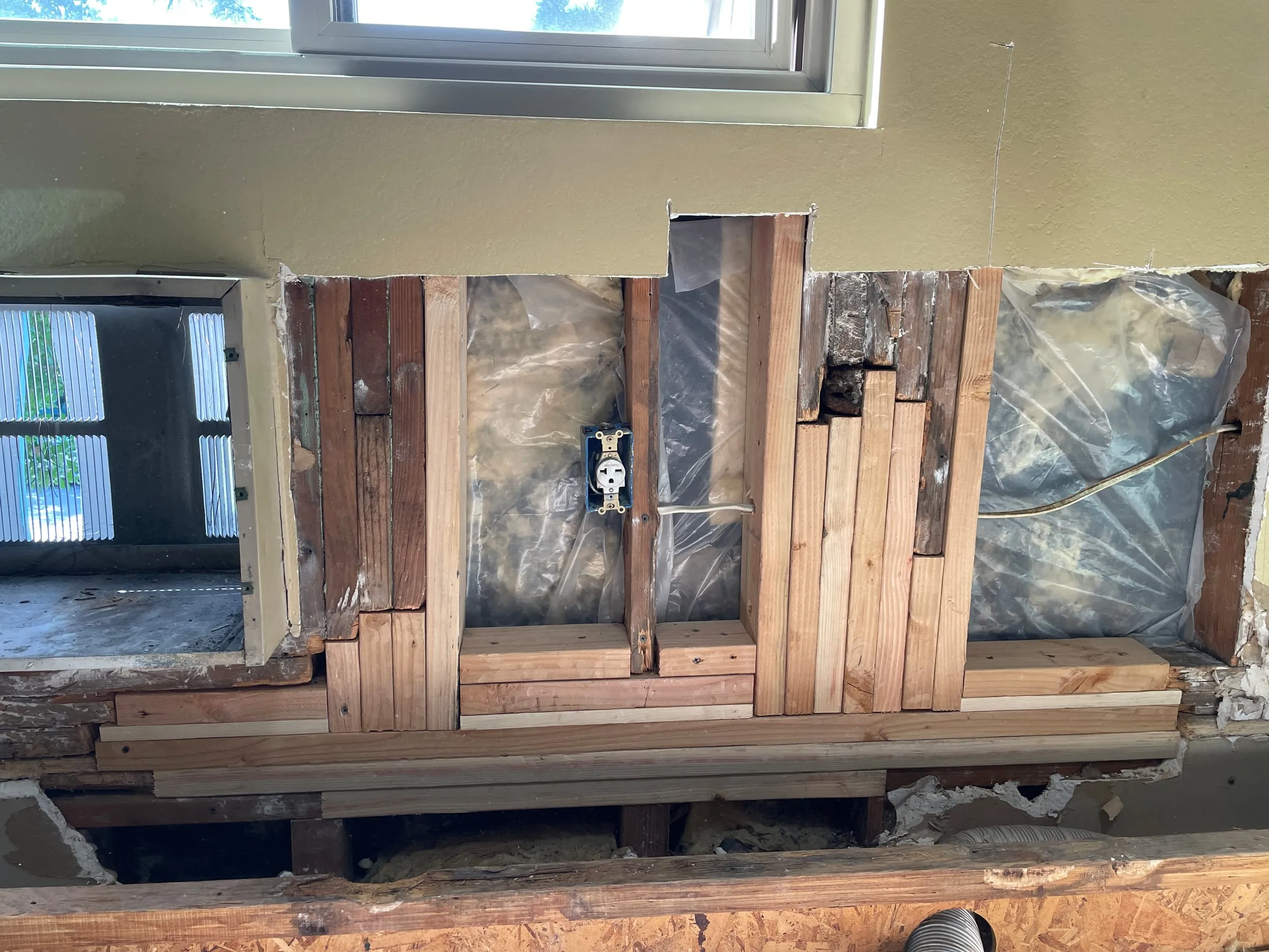 完工 — 木结构修补完成